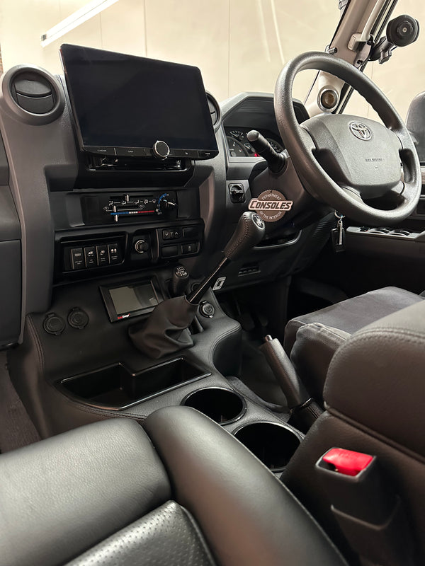 79 dual cab floor console with cup holders