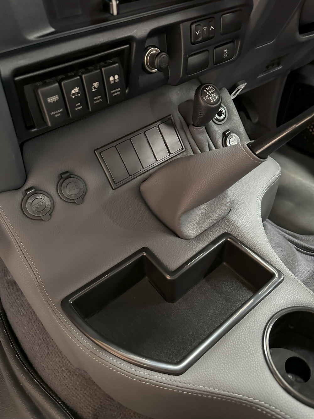 Premium Full Length Floor Console (Design 9) - 70 Series LandCruiser