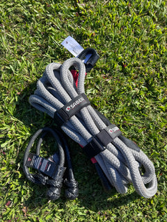 Saber Offroad 12k heavy duty kinetic 4x4 recovery kit on grass ready to use 