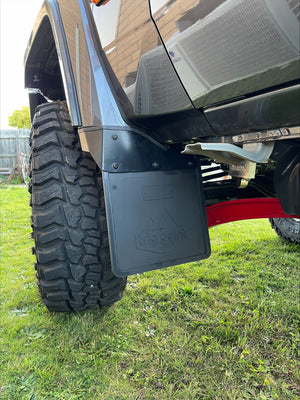 Graphite 76 series facelift installed extended mudflap kit 